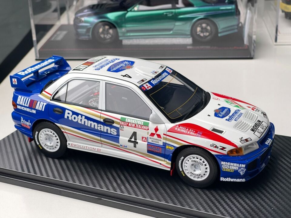 ONE MODEL MITSUBISHI LANCER EVO 3 RALLY VERSION 1:18