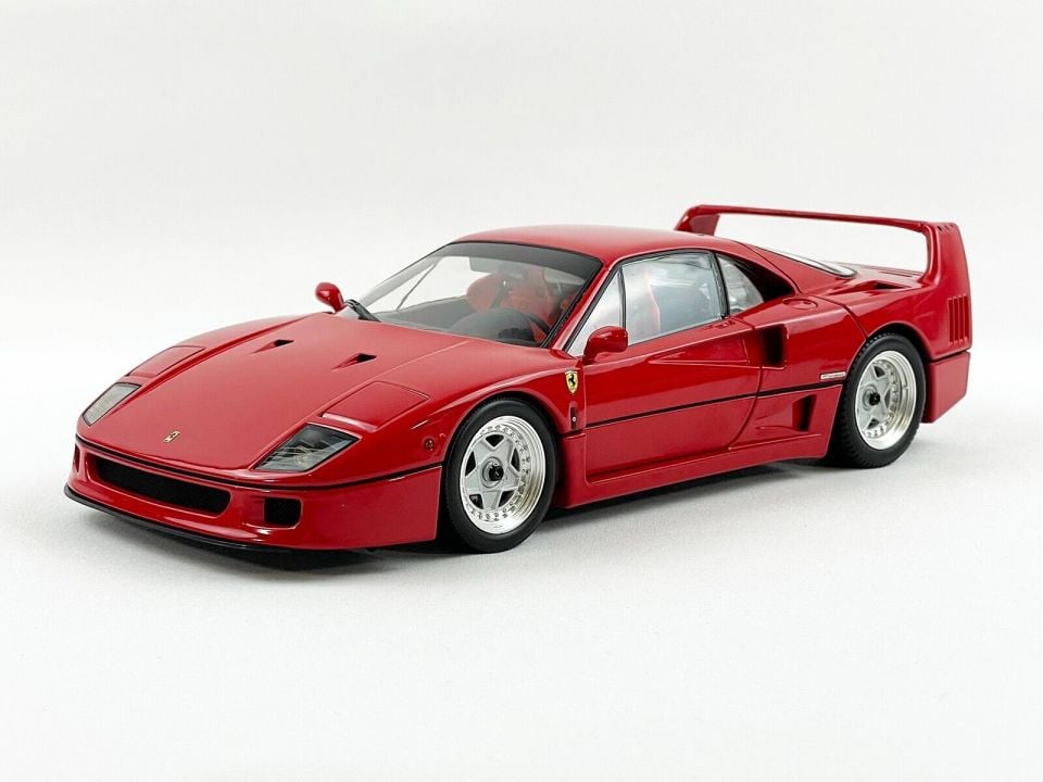 KYOSHO FERRARI F40 1987 1:18 (08416R)