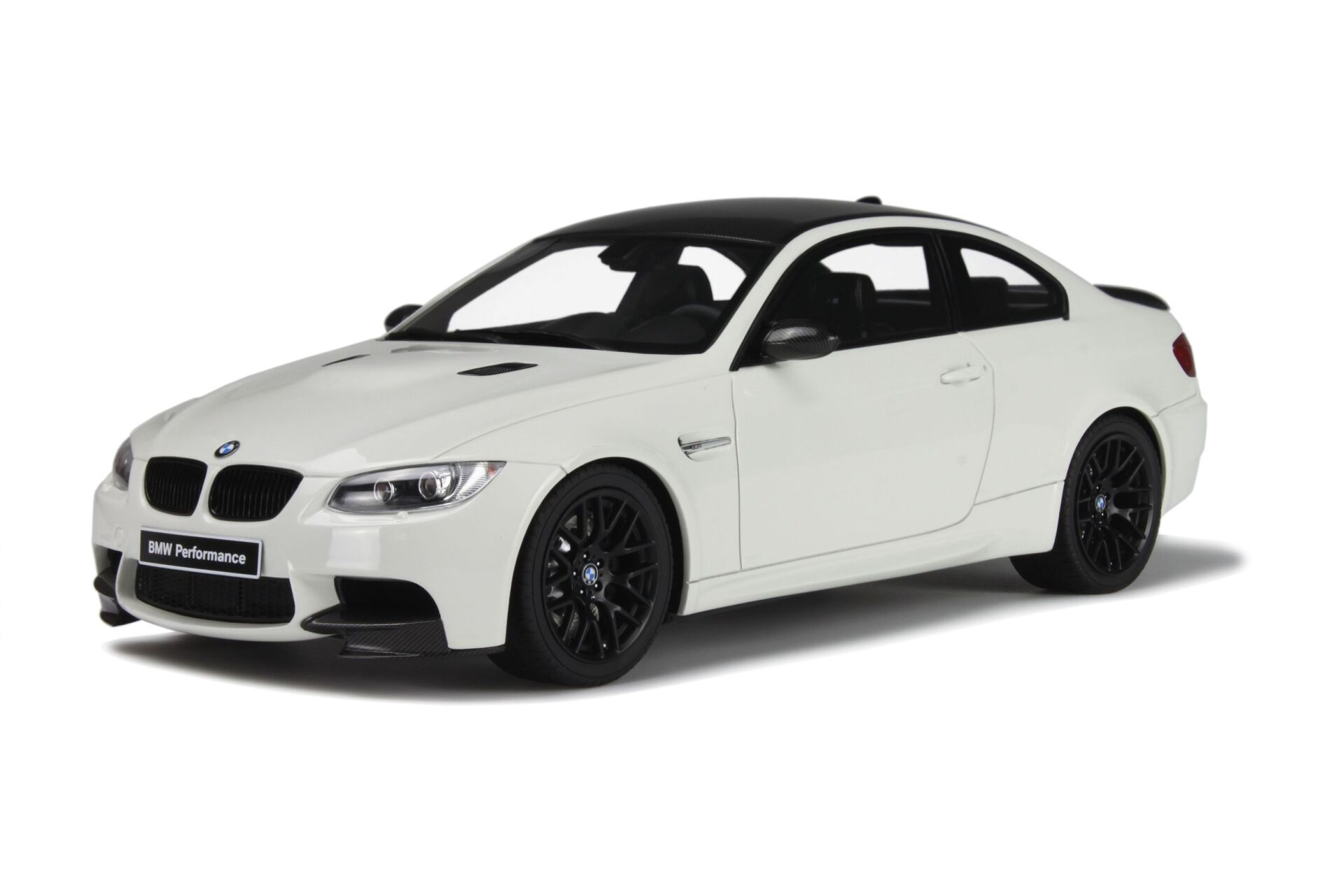 GT SPIRIT 1:18 ZM015 M3 E92 CARBON EDITION 2s