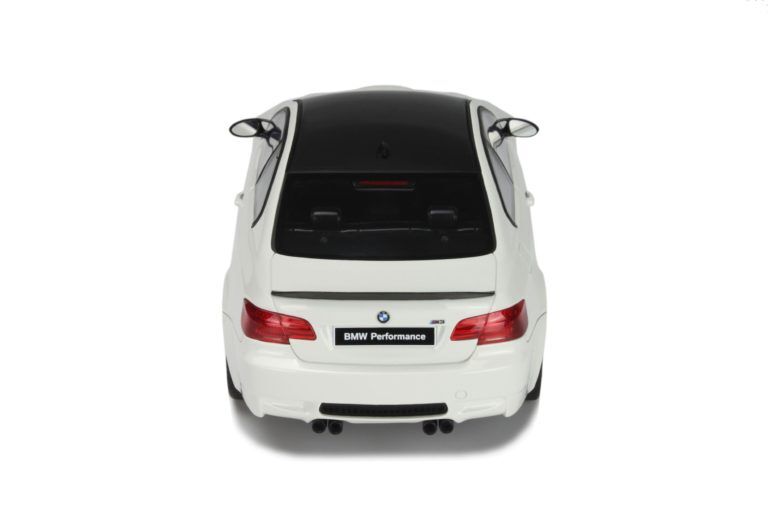 GT SPIRIT 1:18 ZM015 M3 E92 CARBON EDITION 2s