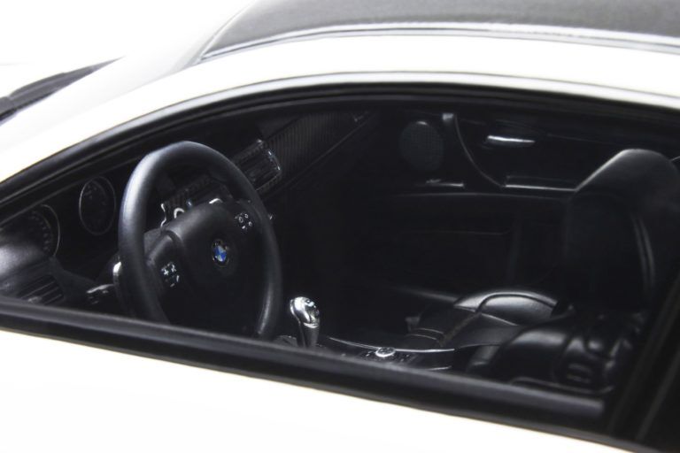 GT SPIRIT 1:18 ZM015 M3 E92 CARBON EDITION 2s