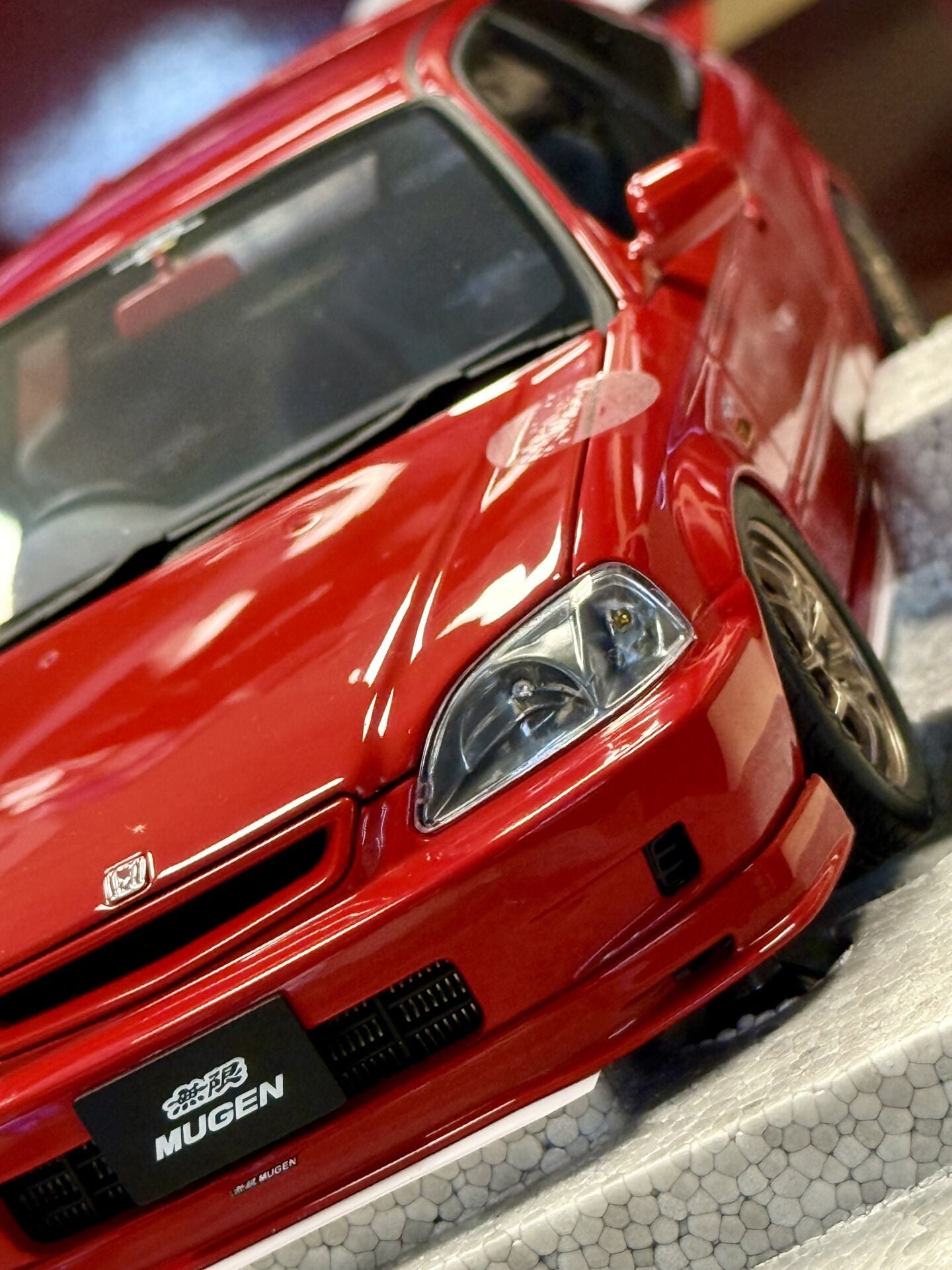 MOTORHELİX 1:18 HONDA CİVİC TYPE R EK9 MUGEN MİLANO