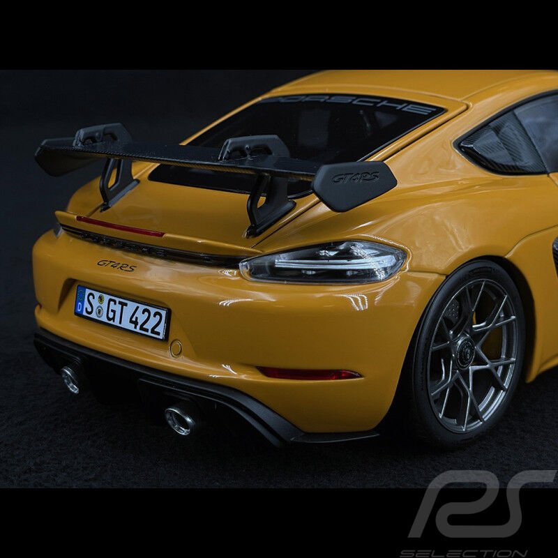 NOREV 1:18 PORSCHE CAYMAN GT4 RS w/Weissach 2023