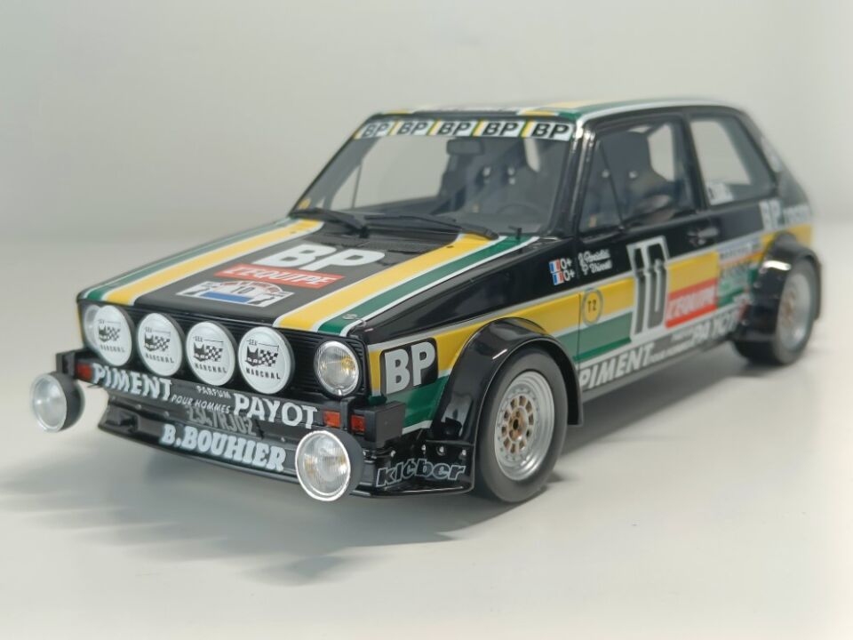 OTTO-MOBILE - VOLKSWAGEN - RALLY SET - VOLKSWAGEN LT35 VAN + TRAILER + GOLF GTi 1:18