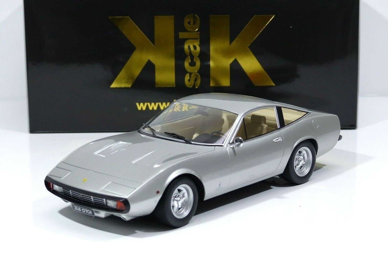KK SCALE FERRARİ 365 GTC/4 BAUJAHR 1971 1:18