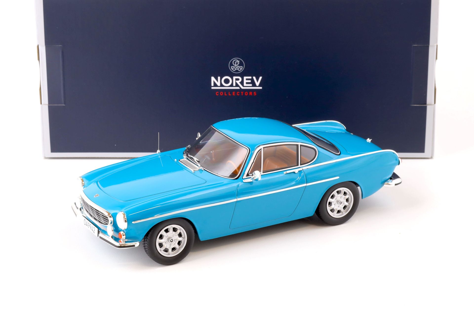 NOREV VOLVO 1800 S COUPE 1969 1:18