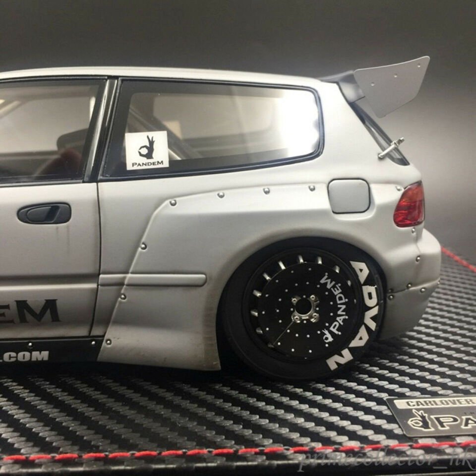 İGNİTİON MODEL IG3196 1/18 Ölçekli  Eunos Roadster (NA) Yeşil