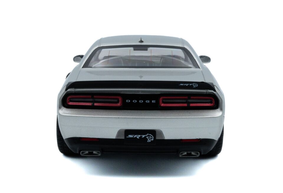 SOLIDO DODGE CHALLENGER SRT 2023 1:18 (S1805711)