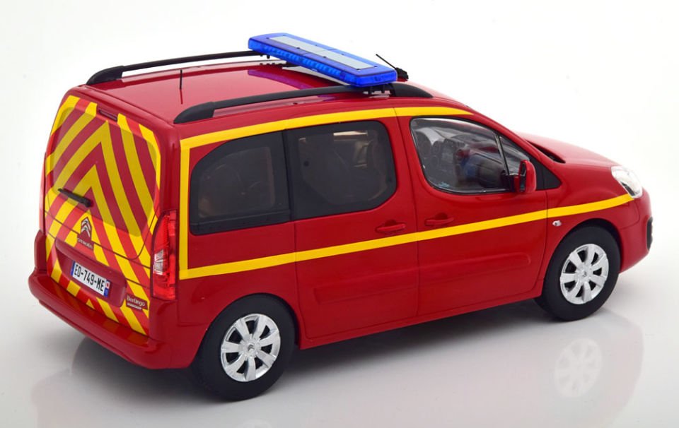 NOREV CITROEN BERLINGO  `BRANDWEER` 2017 ROOD 1:18 (181641)