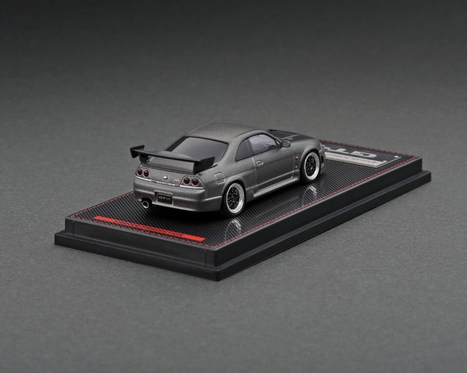IGNITION MODEL NISMO R33 GT-R (2507) 1:64