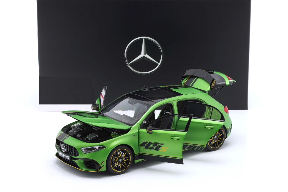 NZG MERCEDES-AMG A 45 S 1:18 (B66960670)