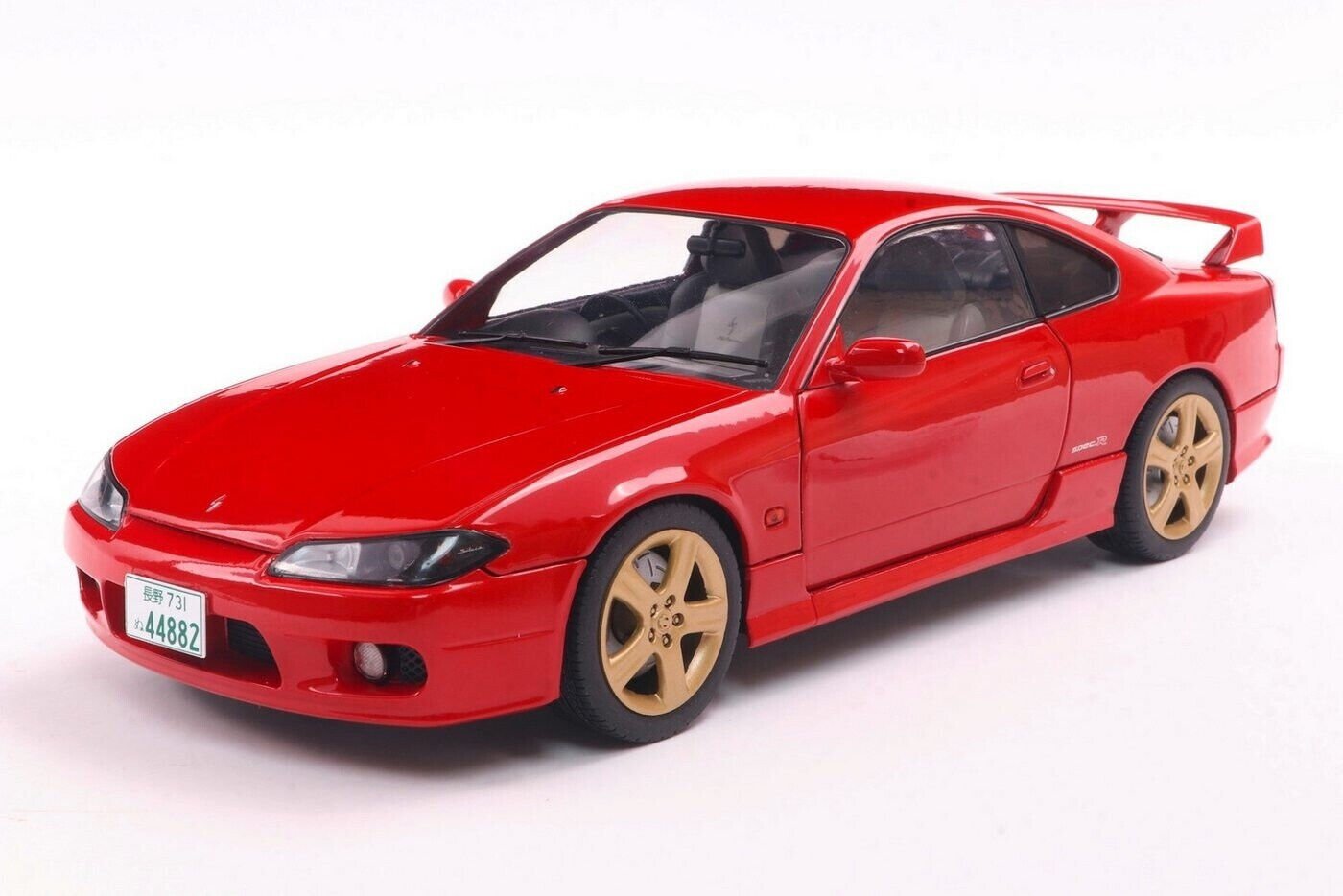SOLIDO NISSAN SILVIA S15 SPEC-R AERO 1999 1:18 (S1812202)