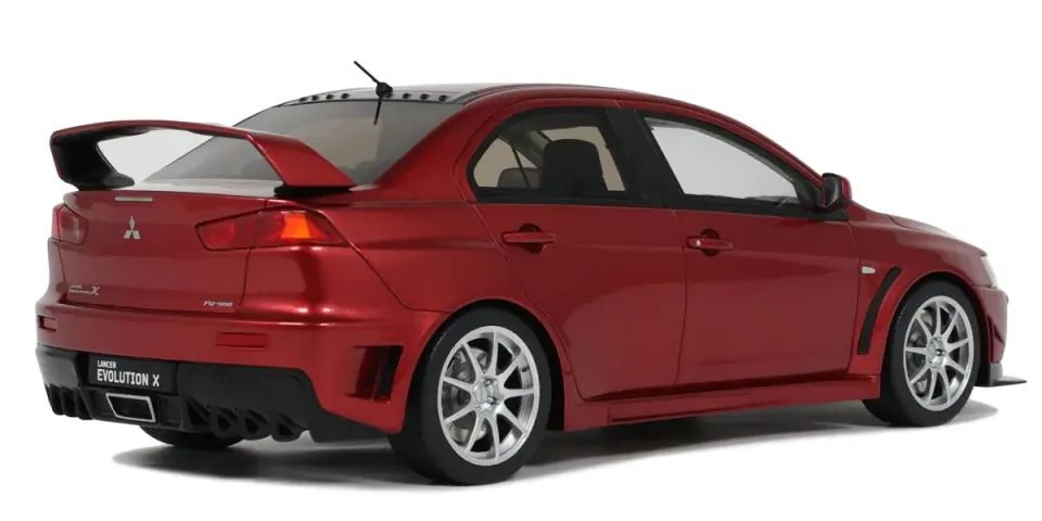 OTTO MITSUBISHI LANCER EVO FQ 400 2012 1:18 (OT1084)