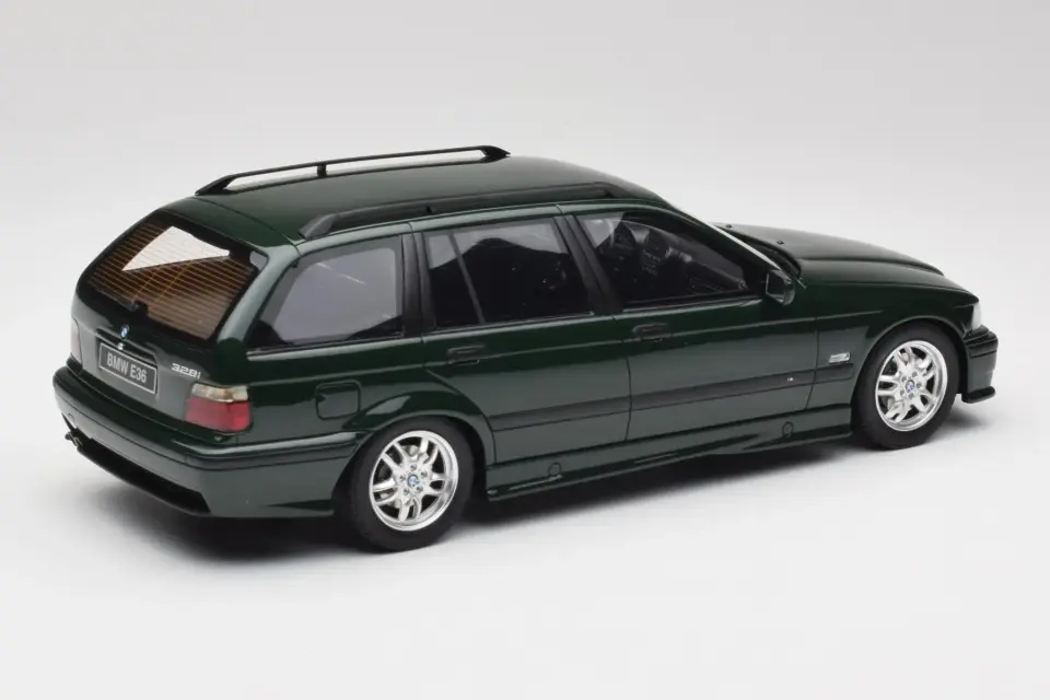 OTTO BMW E36 328İ TOURING 1997 1:18 (OT1064)