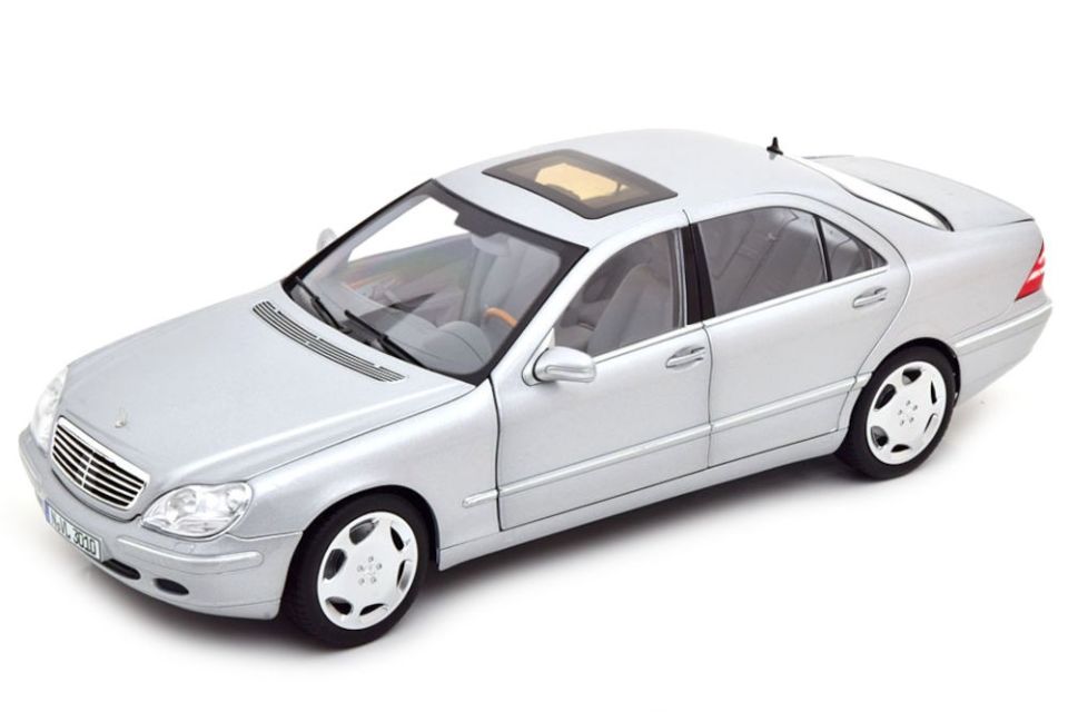 NOREV MERCEDES BENZ S600 1988 1:18