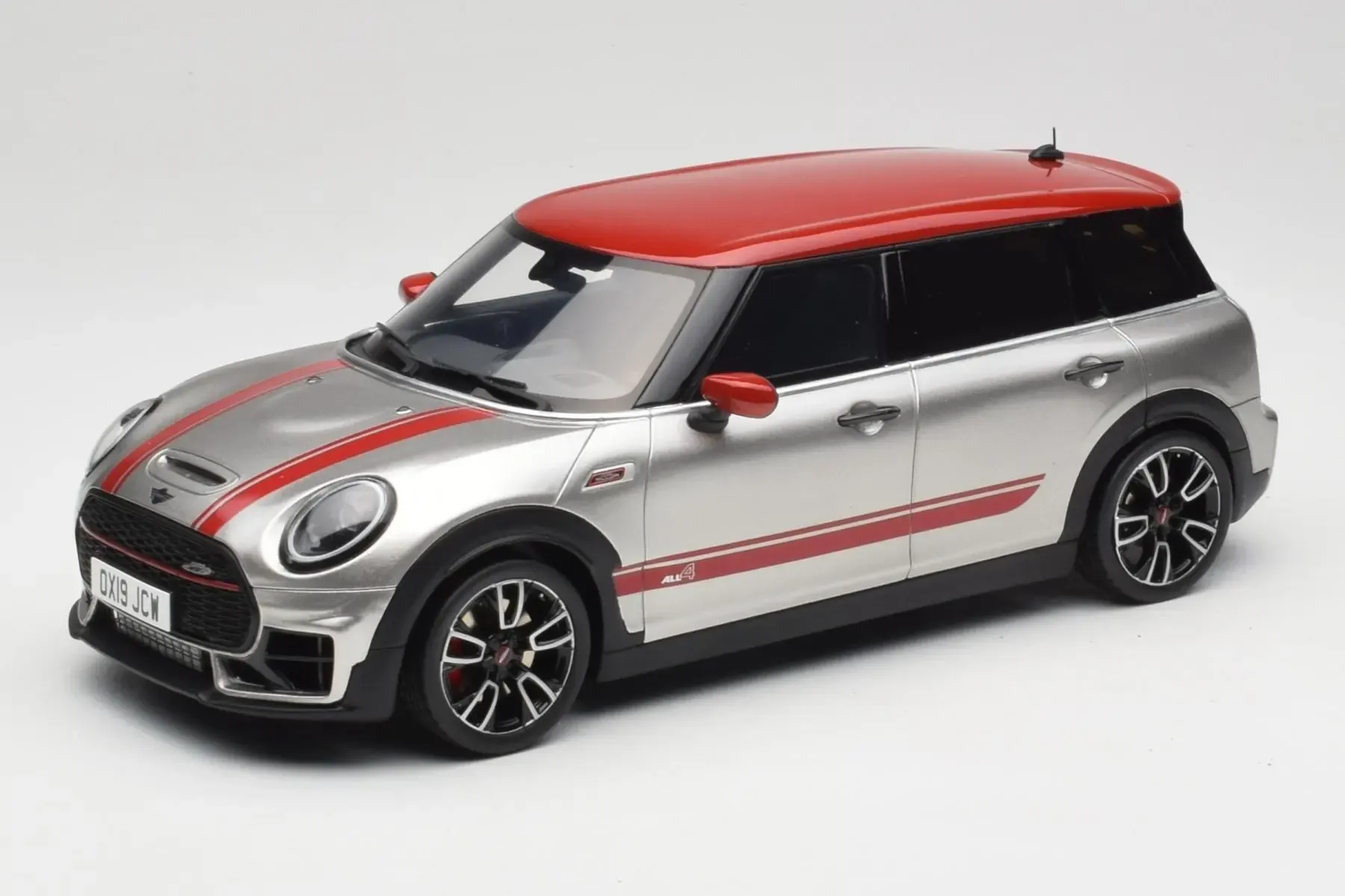 OTTO MINI CLUBMAN F54 JCW 2021 1:18