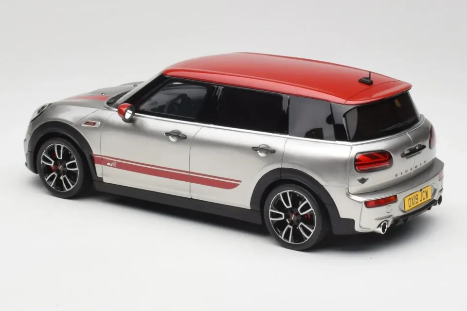 OTTO MINI CLUBMAN F54 JCW 2021 1:18 (OT1106)