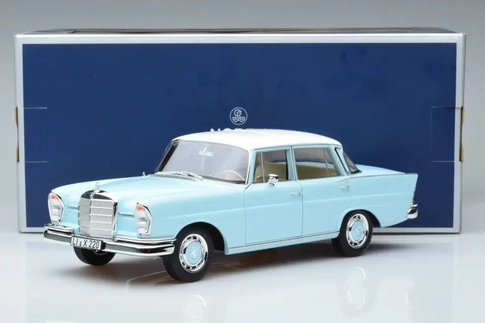 NOREV MERCEDES BENZ 220S W111 1965 1:18 (183920)