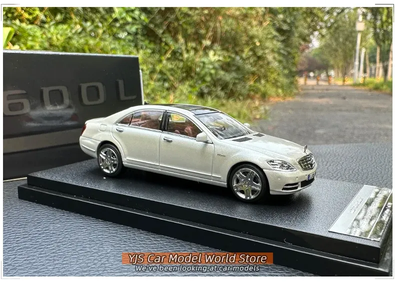 MOTORHELİX 1:64 BENZ S-CLASS S600L (W221) WHİTE