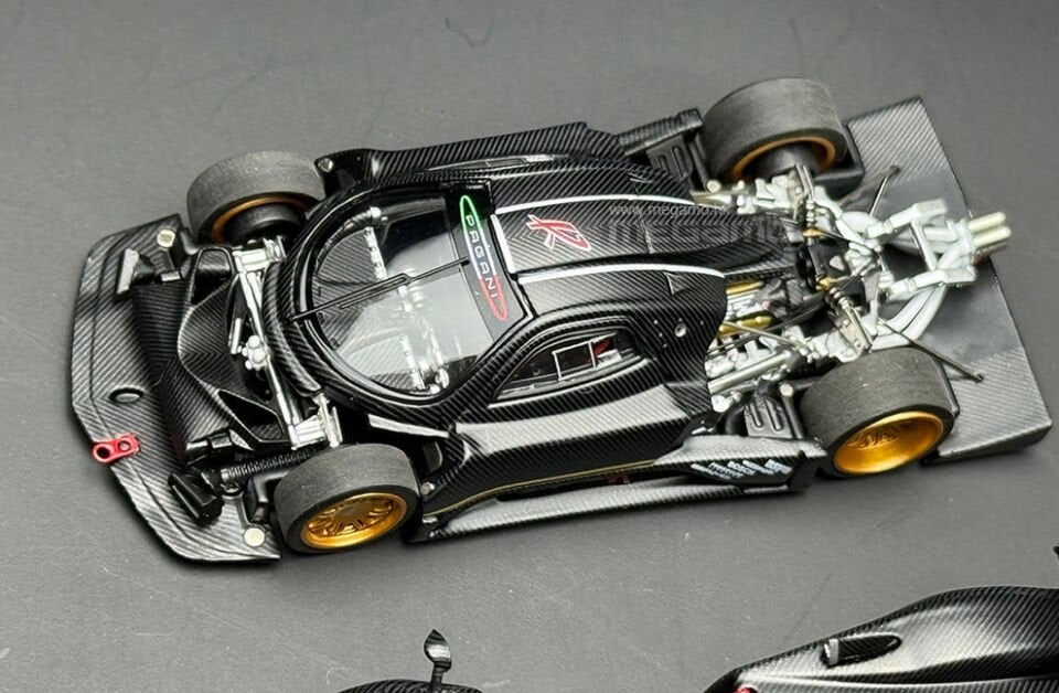 ALMOST REAL 1:64  AR Box Pagani Zonda R Matte Carbon Fiber HEC 2025 Diecast Model