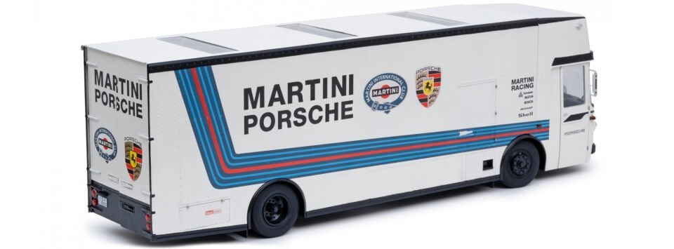 SCHUCO 1:18 Mercedes Benz Renntransporter '' Martini Porsche Racing ''