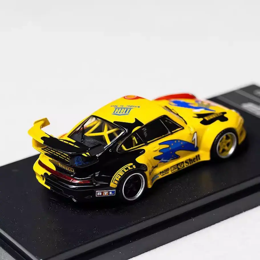HL MODEL PORSCHE 993 1:64