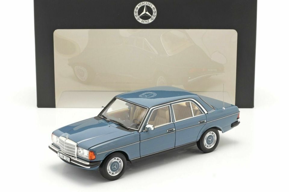 NOREV MERCEDES BENZ 200/8 W115 1968 1:18 (B66040666)