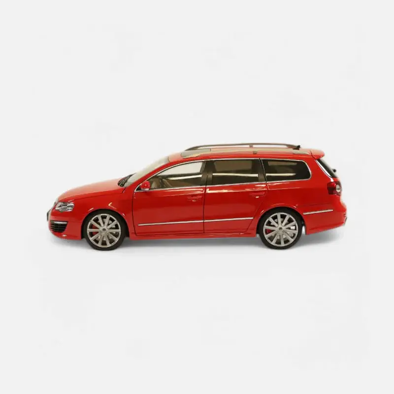 NZG VOLKSWAGEN PASSAT R36 RED 1:18