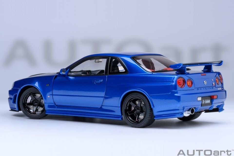 AUTOART NISSAN SKYLINE GT-R (R34) Z-TUNE 1:18 (77460)