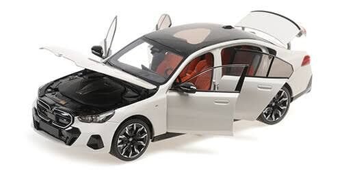 1:18 Minichamps 2023 BMW 5-SERIES i5 (G60)