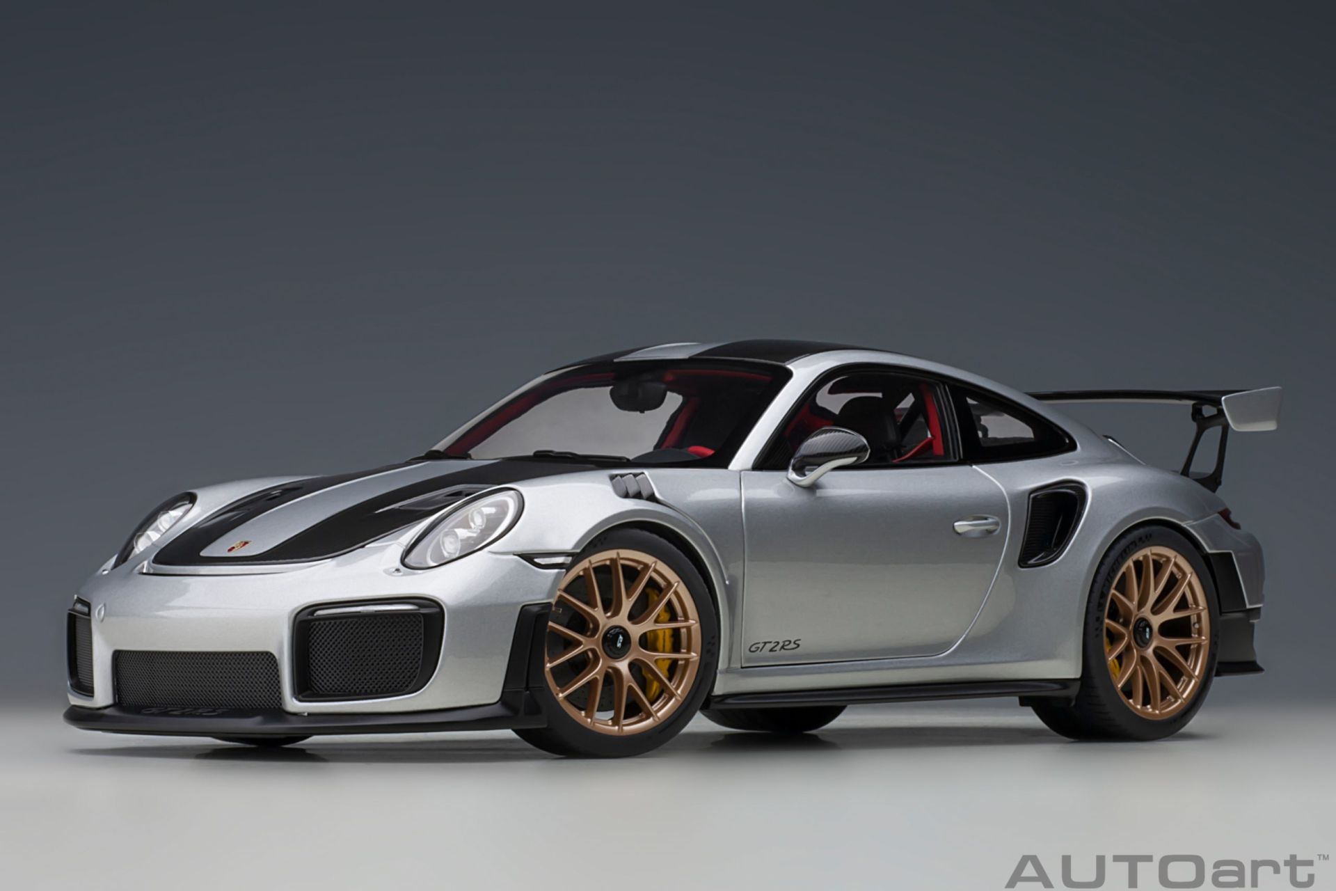 AUTO ART PORSCHE 911 GT2 RS (78174) 1:18