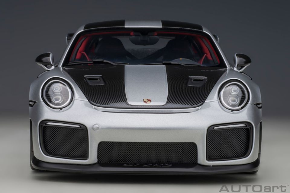 AUTO ART PORSCHE 911 GT2 RS (78174) 1:18