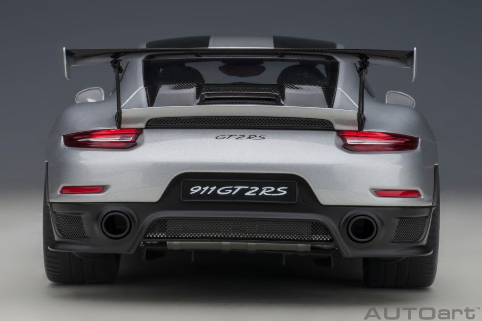 AUTO ART PORSCHE 911 GT2 RS (78174) 1:18