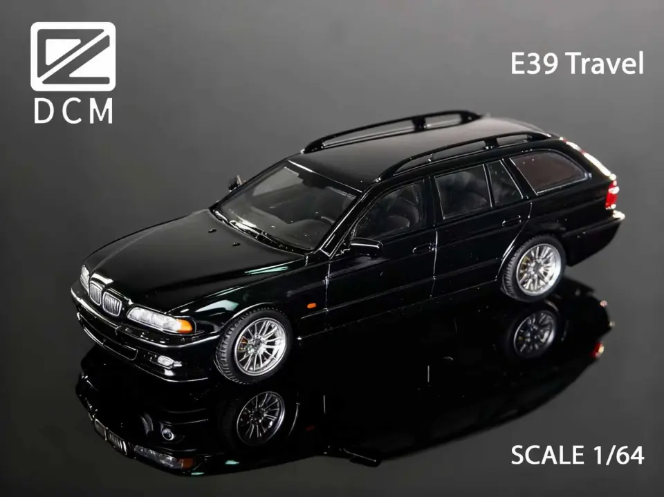 DCM BMW E39 TOURING BLACK 1:64