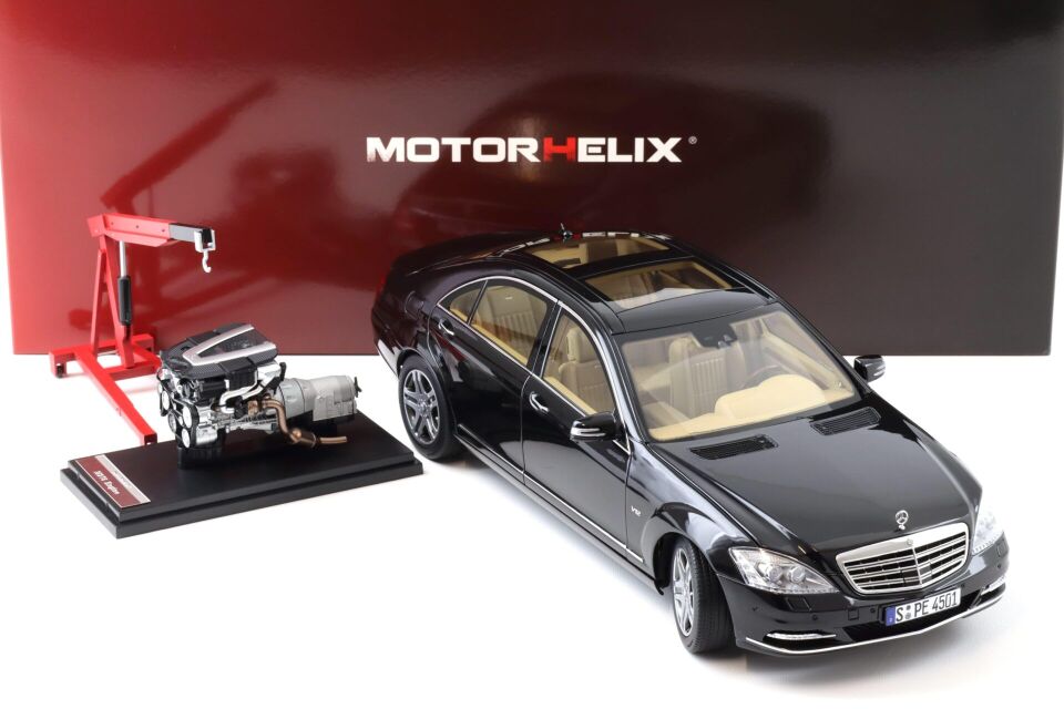 MOTORHELIX MERCEDES-BENZ S-CLASS S600L AMG W221 BLACK POSTED IN 1:18