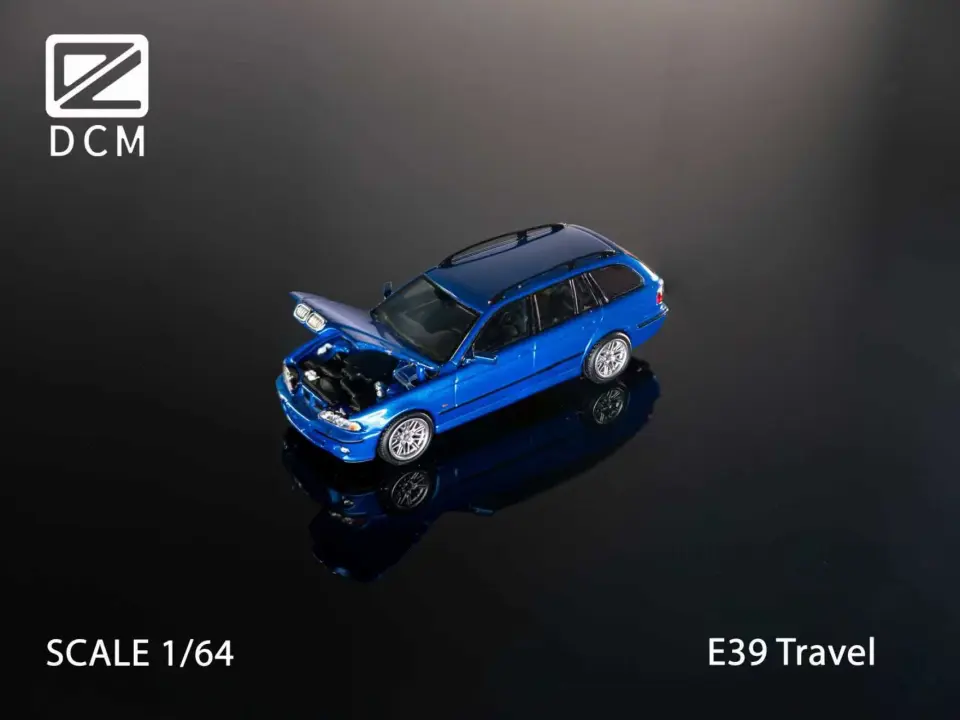 DCM BMW E39 TOURING BLUE 1:64