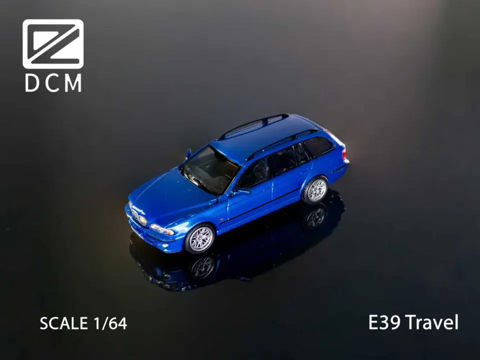 DCM BMW E39 TOURING BLUE 1:64