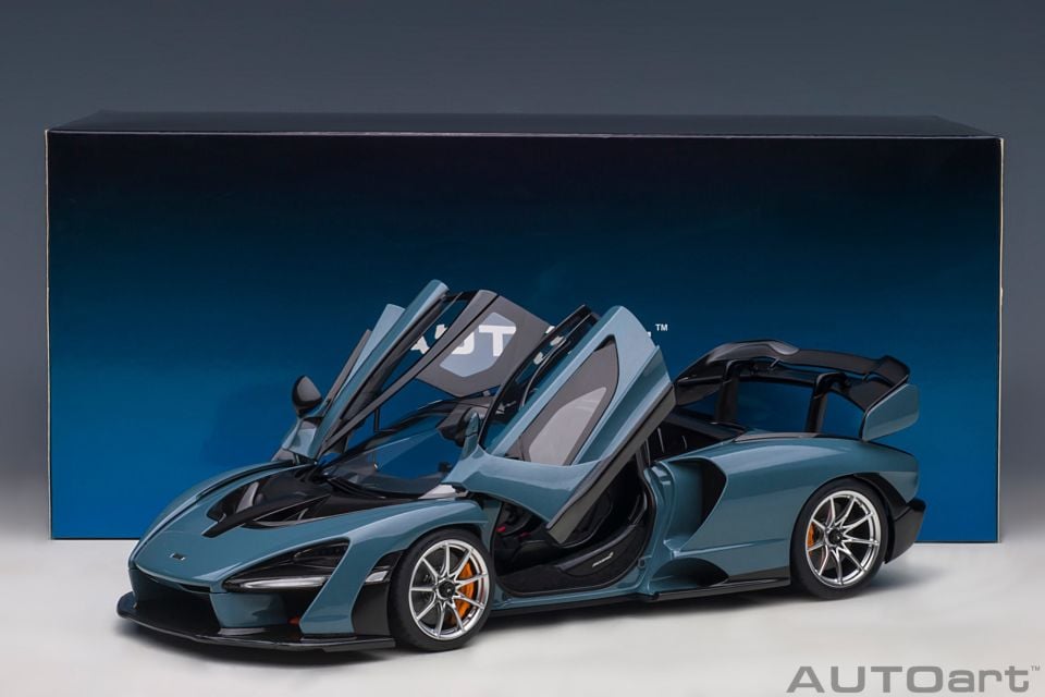 AUTOART MCLAREN SENNA (76077) 1:18