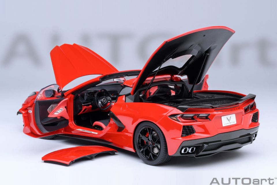 AUTOART CHEVROLET CORVETTE C8 STINGRAY Z51 1:18