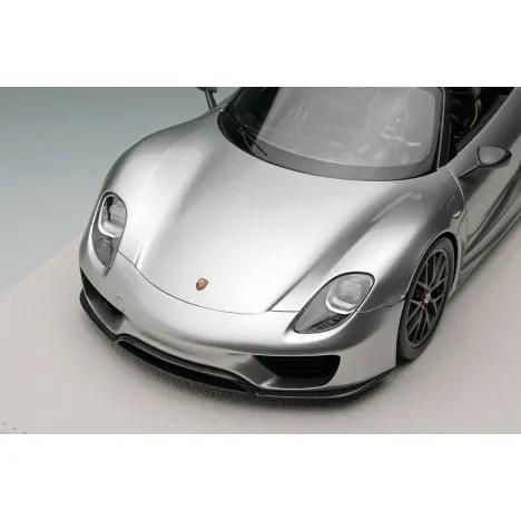 Porsche 918 Spyder Weissach package 1/18 Make-Up