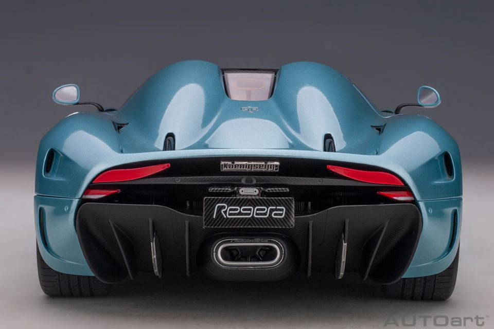 AUTOART KOENIGSEGG AGERA RS 1:18