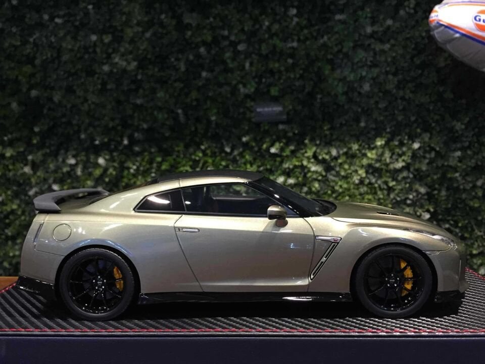1/18 MakeUp Nissan GT-R (R35) Track Edition 2022