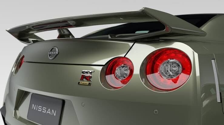 1/18 MakeUp Nissan GT-R (R35) Track Edition 2022