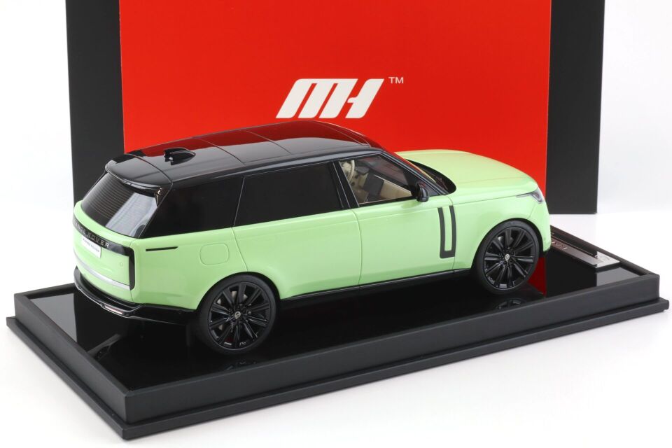 MOTORHELIX/LCD RANGE ROVER AUTOBIOGRAPHY 2023 1:18 LIMITED 99