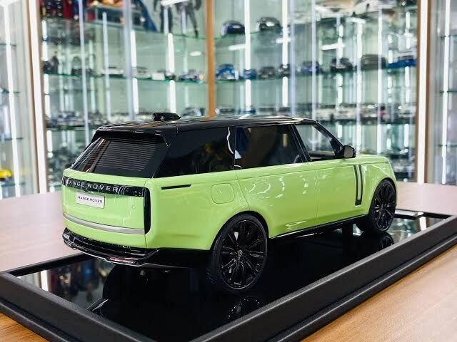 MOTORHELİX  1:18 Range Rover Autobiography LİMİTED