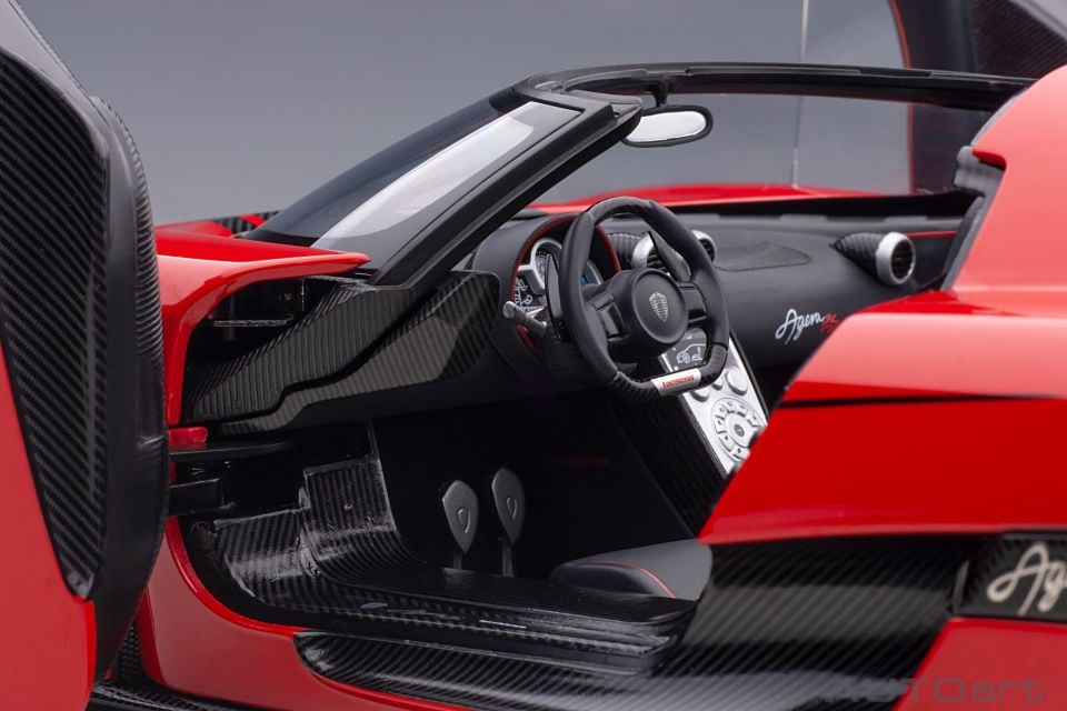 AUTOART KOENIGSEGG AGERA RS (79022) 1:18
