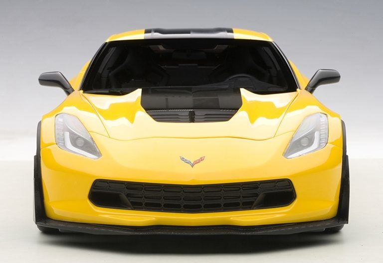 AUTOART CHEVROLET CORVETTE C7 ZR1 (71260) 1:18