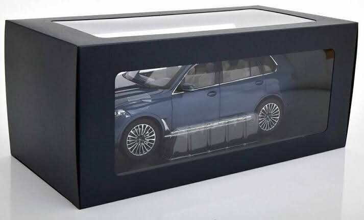 1:18 Kyosho 2022 BMW X7 G07