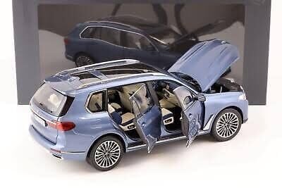 1:18 Kyosho 2022 BMW X7 G07