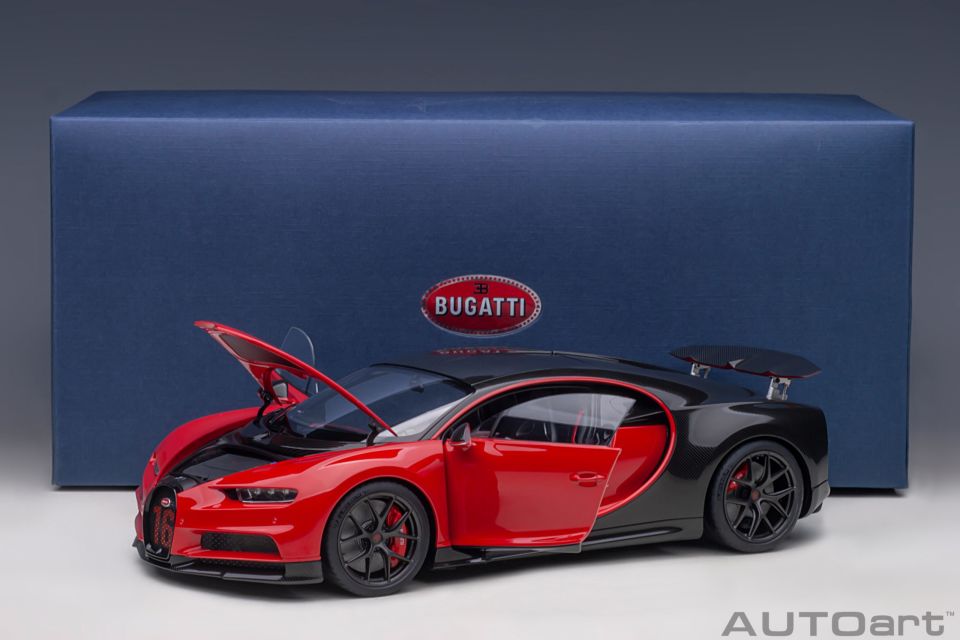 AUTOART BUGATTI CHIRON SPORT (70996) 1:18